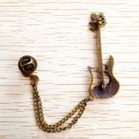 Hediyelik Gitar Şeklinde Broş Eskitme GBV