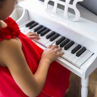 Çocuk için Ahşap Piyano BP30WH nota sehpası ve tabure Hediyeli