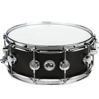 DW Drums Collector's Series Carbon Fiber 14" x 5.5" Trampet DW Drums Collector's Series Carbon Fiber 14" x 5.5" Trampet