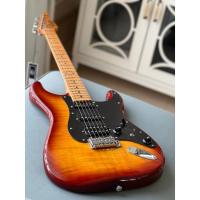 Soloking MS-1 FM Artisan with Flame Maple Neck in Honeyburst Special Run Jescar W/Hardcase Soloking MS-1 FM Artisan with Flame Maple Neck in Honeyburst Special Run Jescar W/Hardcase